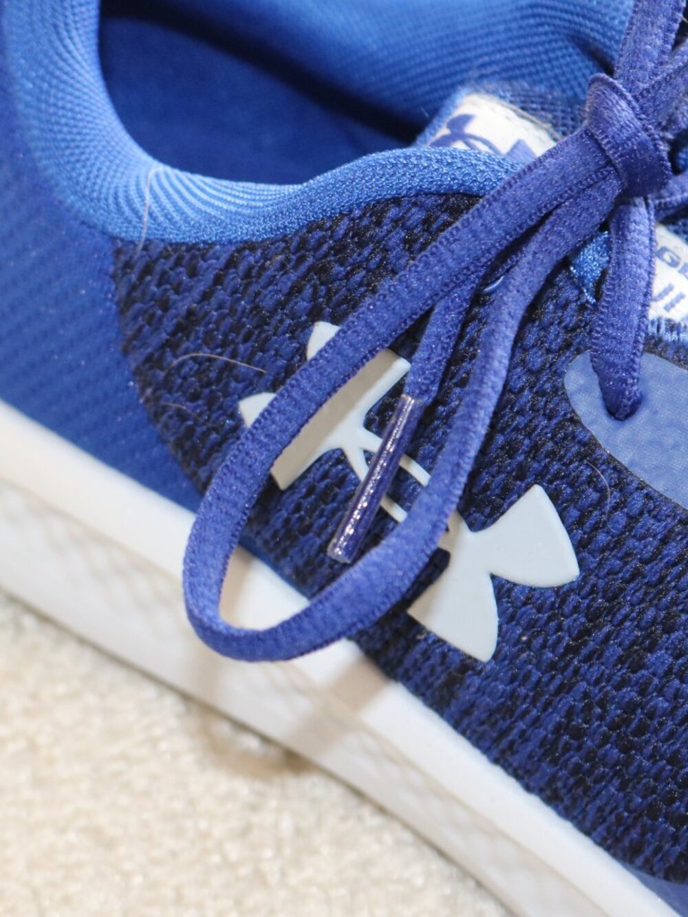 Under Armour Men's Athletic Running Shoes in Blue and White - Picture 2 of 4